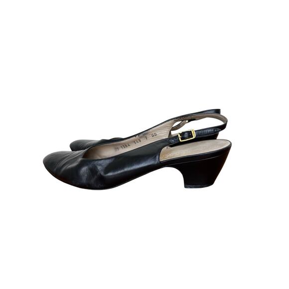 Salvatore Ferragamo Black Leather Slingback Pumps - Size 7 AA - Picture 1 of 9